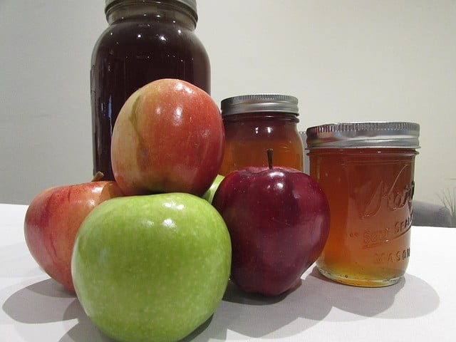 Ingrédients du masque visage acné au miel et pomme 