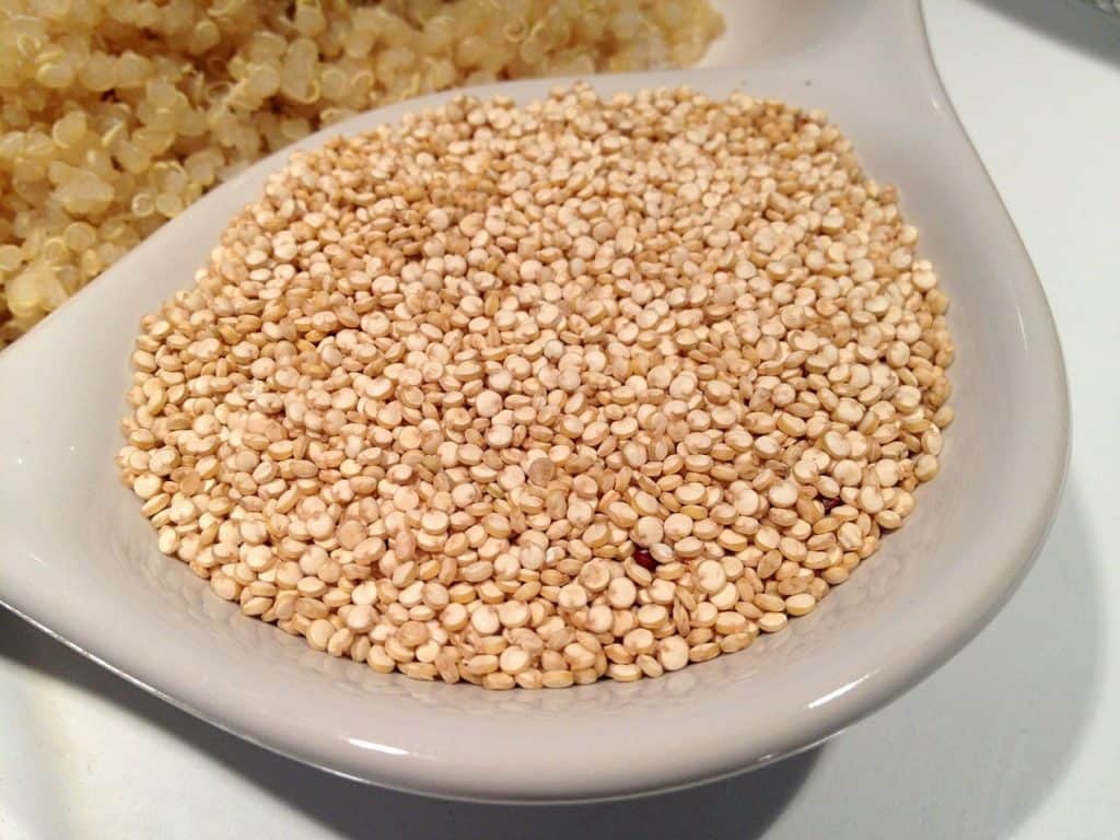 Aliments brûle-graisse : Les graines de quinoa
