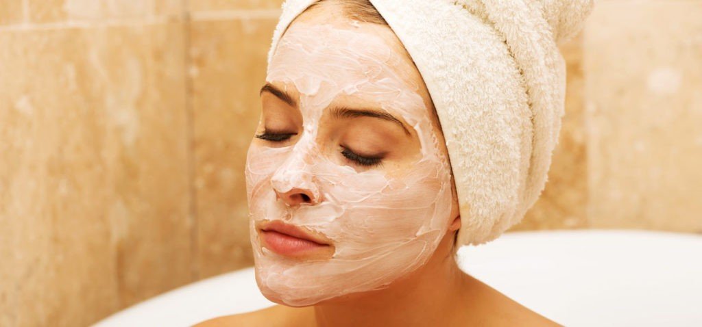 Acné traitement naturel : Utilisez des masques visage maison anti-acné