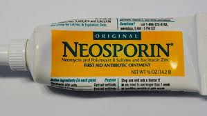 Neosporin acné